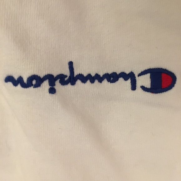 Champion Croptop - Picture 3 of 5